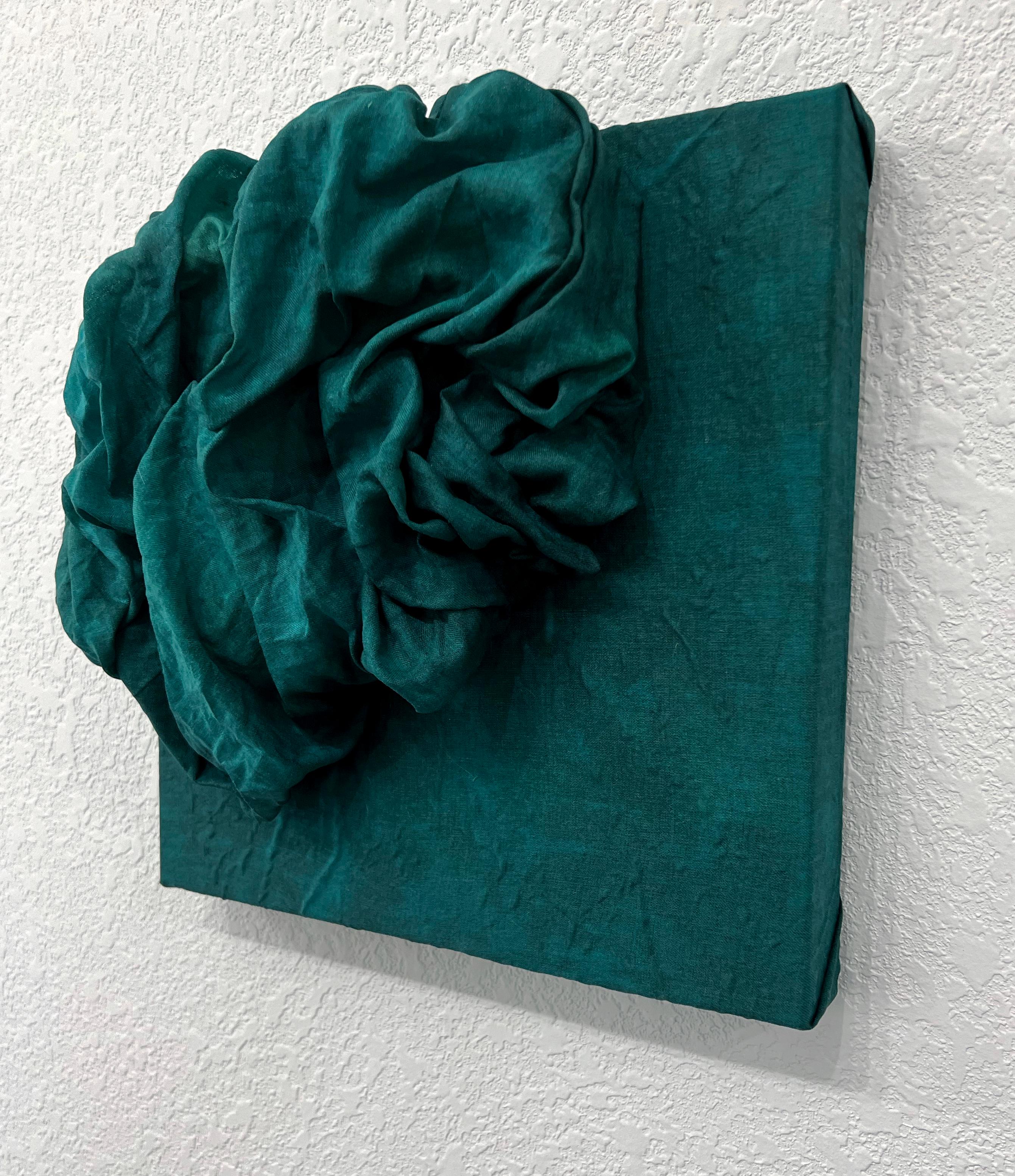 Celadon 6 (verde acqua scuro), tessuto di lino spesso e pieghevole, monocromatico e floreale. in vendita 1