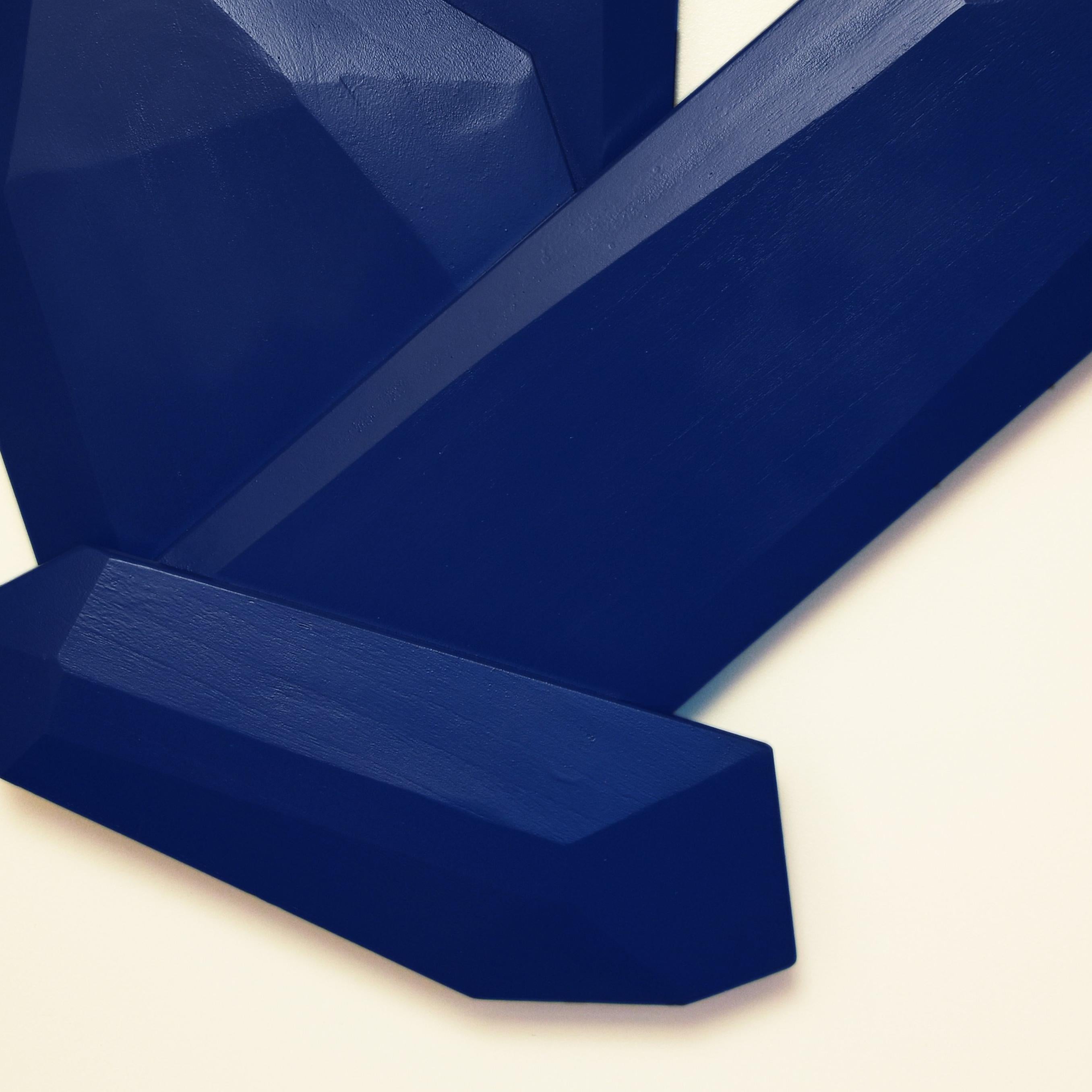 Iris Crystals - Brown Abstract Sculpture by Chloe Hedden