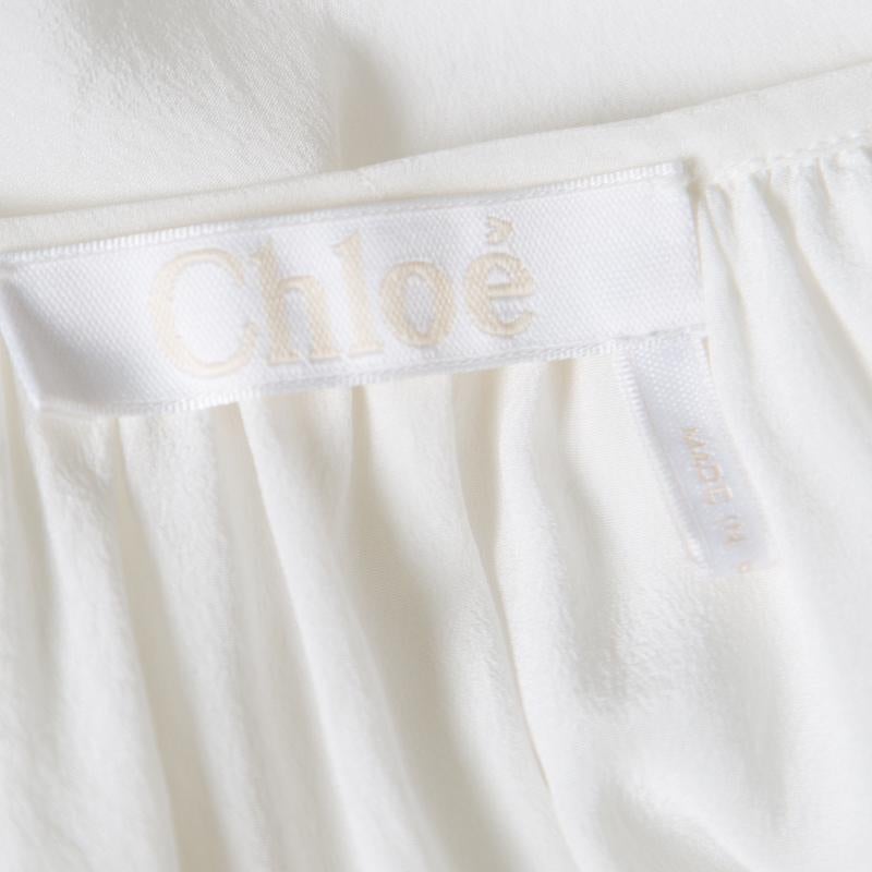Chloe Iconic Milk White Silk Scalloped Lace Trim Peasant Blouse L In Good Condition In Dubai, Al Qouz 2