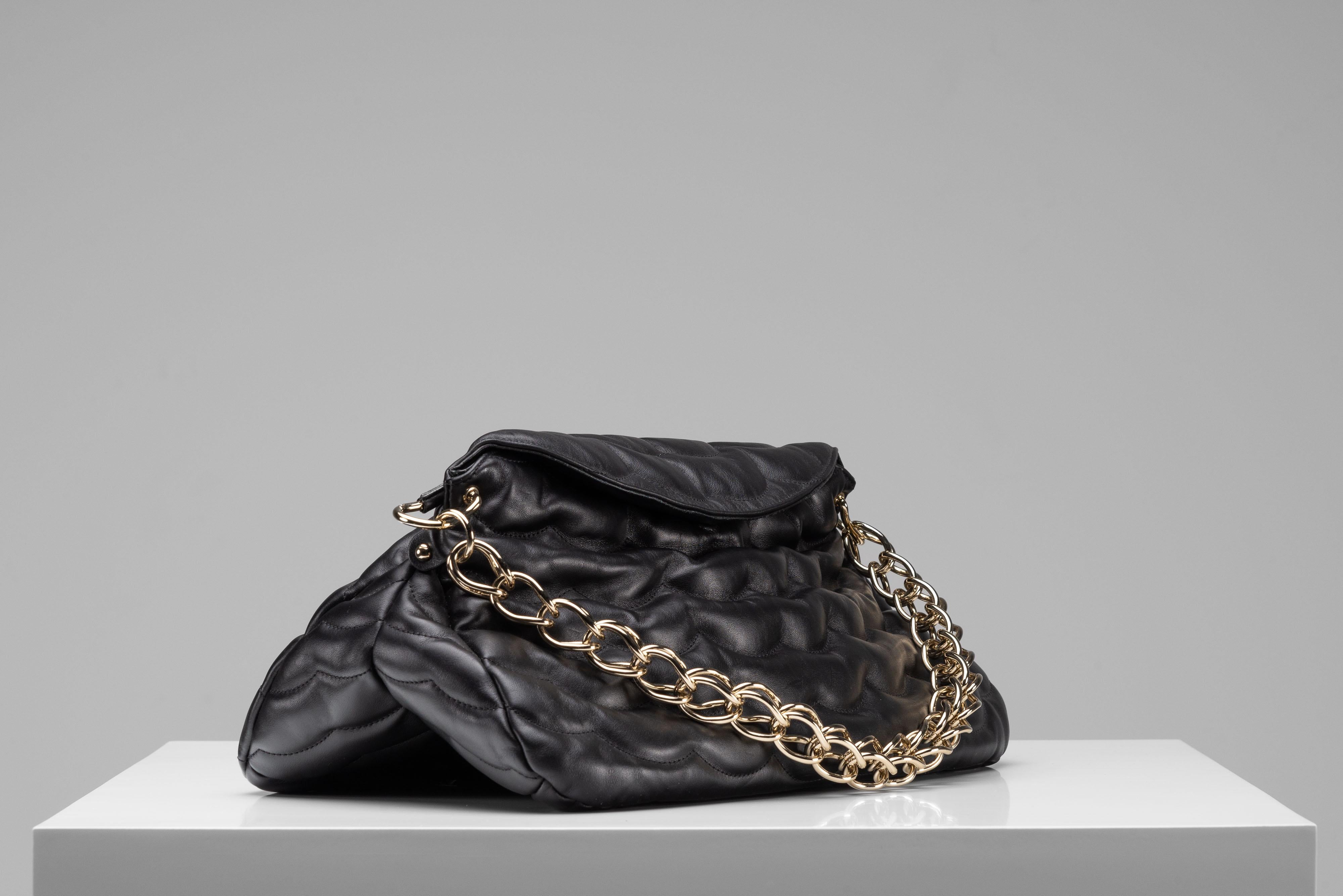 Chloe Juana Schwarze Kettentasche aus gestepptem Leder Selten im Zustand „Gut“ im Angebot in Roosendaal, NL