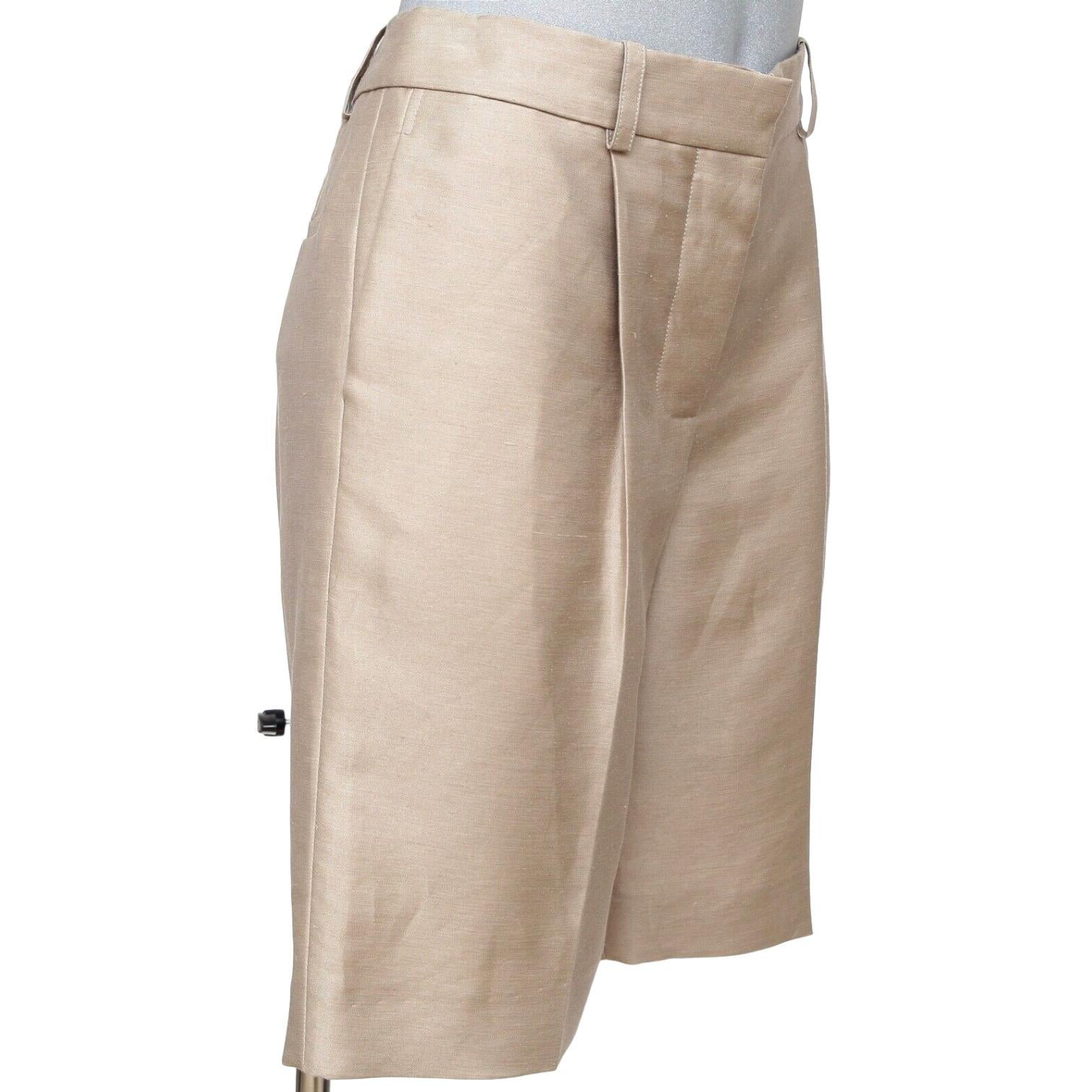 GUARANTEED AUTHENTIC CHLOE SPRING 2008 COLLECTION DARK BEIGE LINEN COTTON BLEND KNEE-LENGTH WALKING SHORTS


Details:
o Dark beige walking shorts in a comfortable linen cotton blend.
o Pleated front.
o Side pockets.
o Covered button and hook