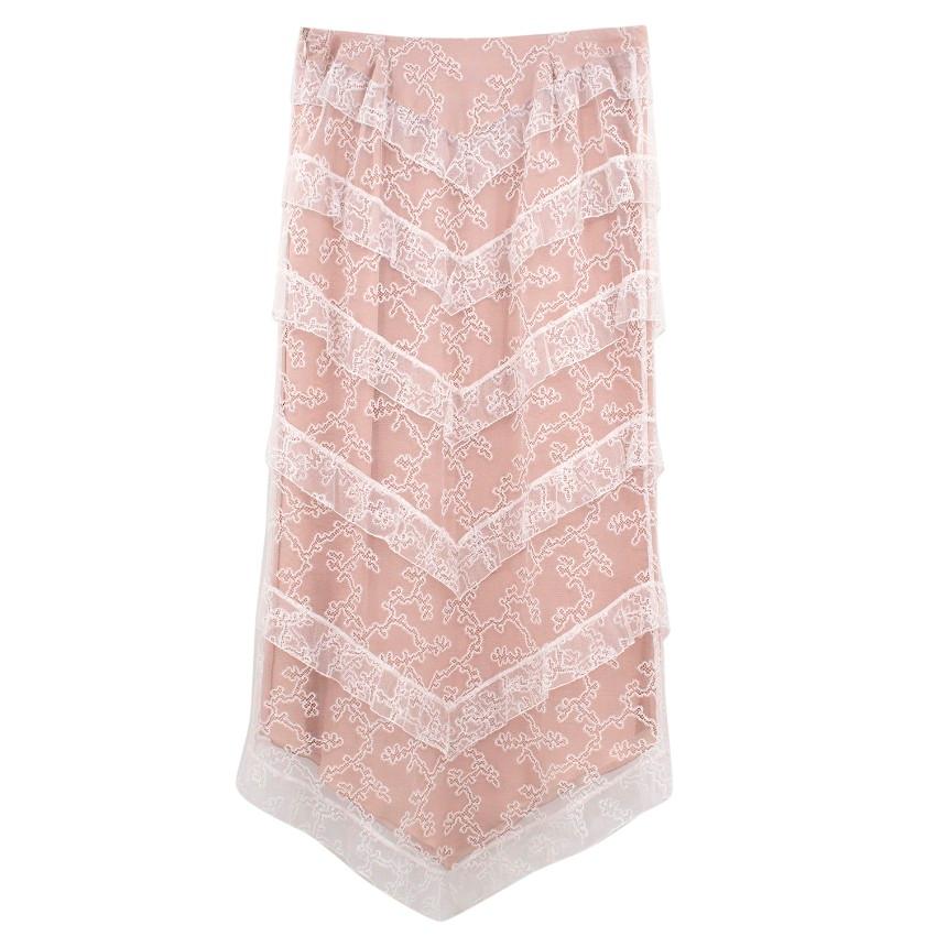 Chloe lace skirt
-  lace with ruffles throughout
- Triangular shaped hem
- Nude lining underneath

No care label however based on the sellers size it is approximately an 8/10
Measurements are taken laying flat, seam to seam. 

Waist: 39cm
Length:
