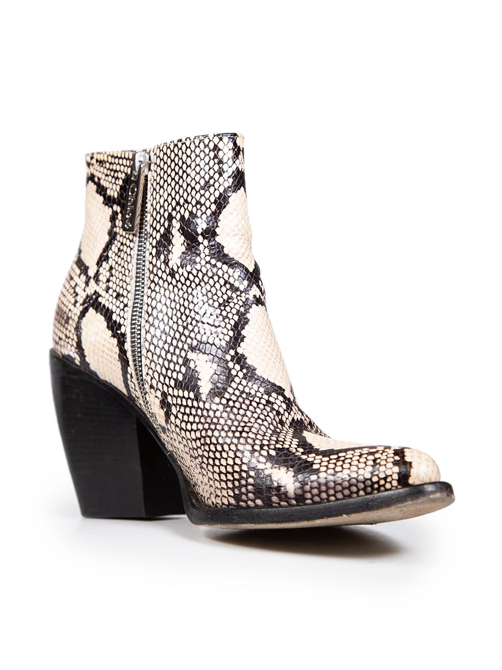 CONDITION is Very good. Minimal wear to boots is evident. Minimal wear to the toe tips on both shoes where some discolouration can be seen and there are some small abrasions to the heels of both boots on this used Chloé designer resale item. Comes