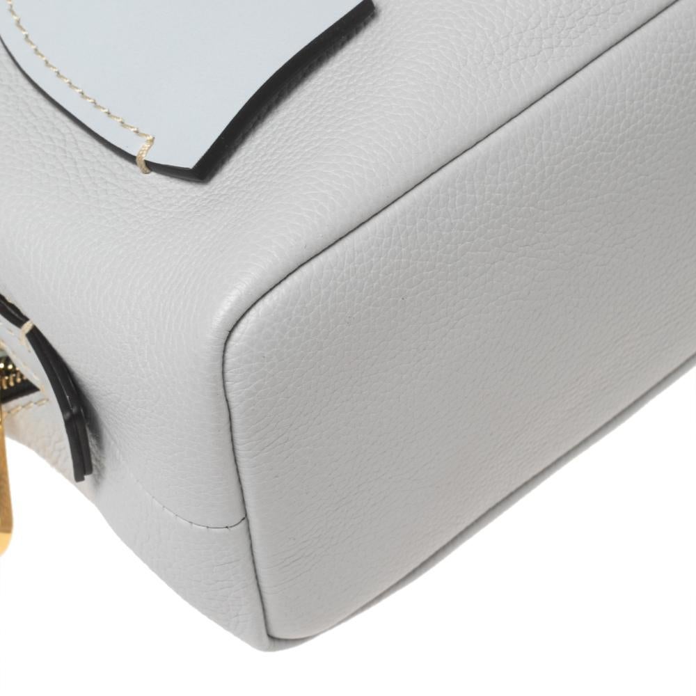 Chloe petite sac à bandoulière Daria en cuir bleu clair 1