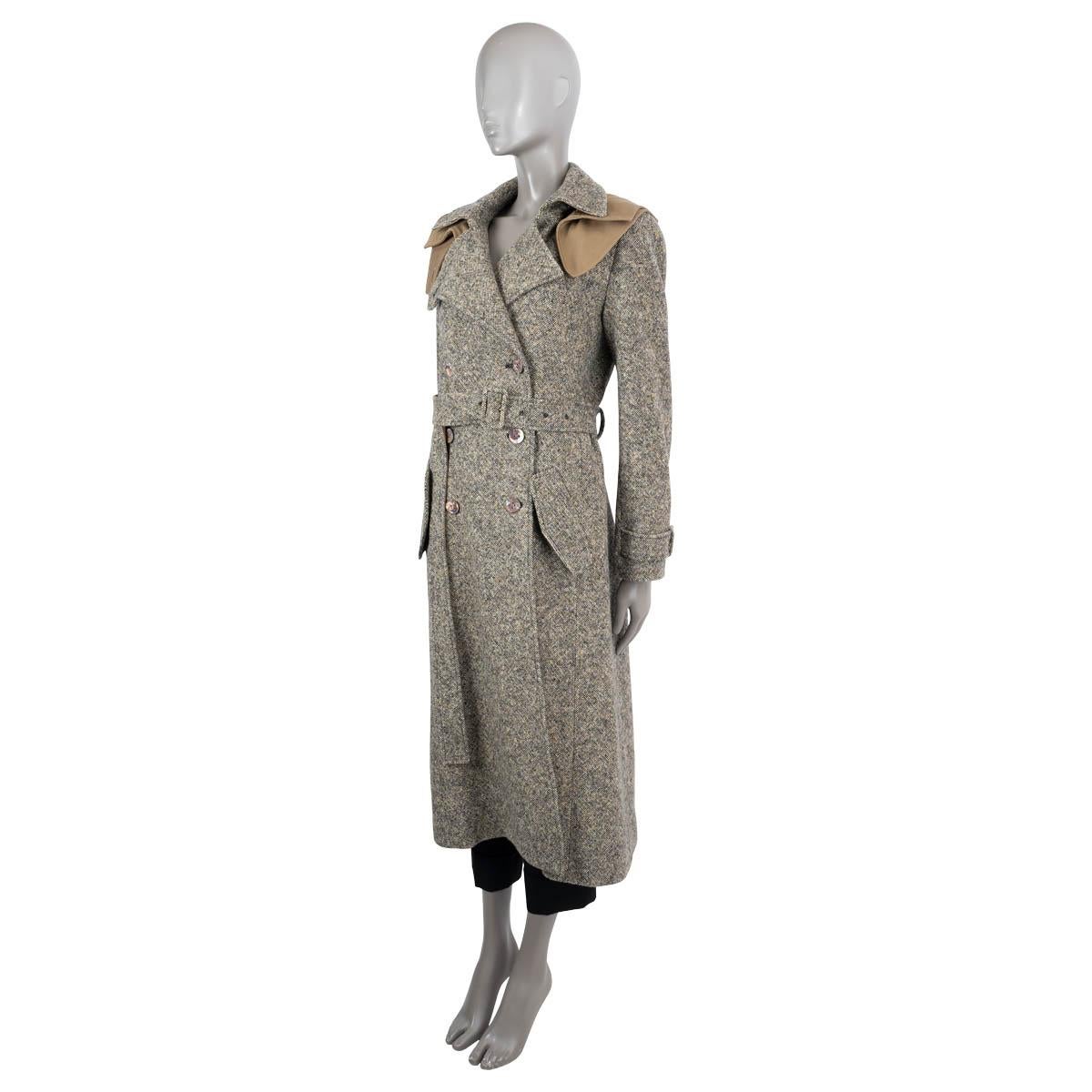 100% authentic Chloé tweed trench coat in dark brown, beige and ivory wool (70%) and silk (30%). Features a tailored double-breasted silhouette, removable contrast cotton gaberdine hood, two flap pockets on the sides, matching fabric belt and belts