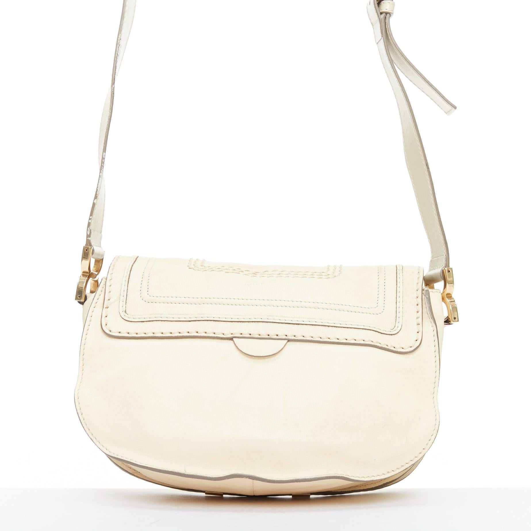 Women's CHLOE Marcie Lock beige leather gold hardware half saddle crossbody bag For Sale