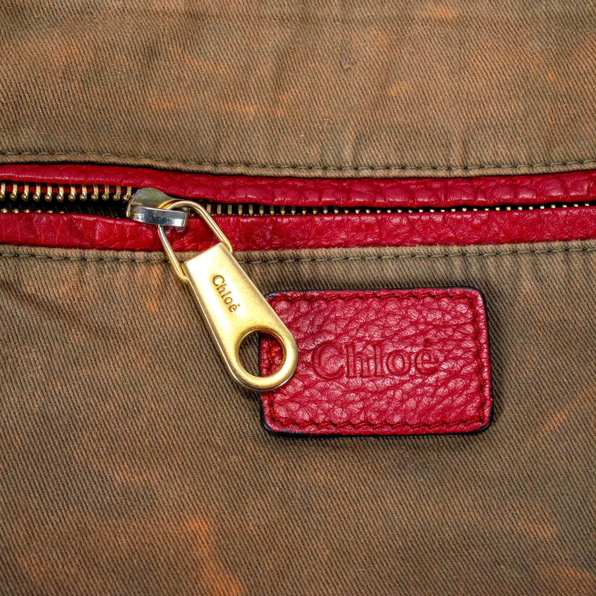 Chloé Marcie, borsa a tracolla in pelle rossa con finiture in oro, con manico in alto in vendita 5