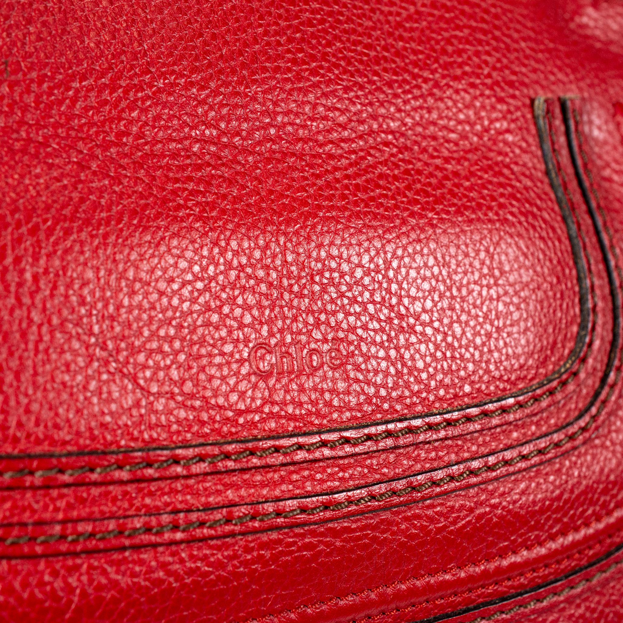 Chloé Marcie, borsa a tracolla in pelle rossa con finiture in oro, con manico in alto in vendita 10