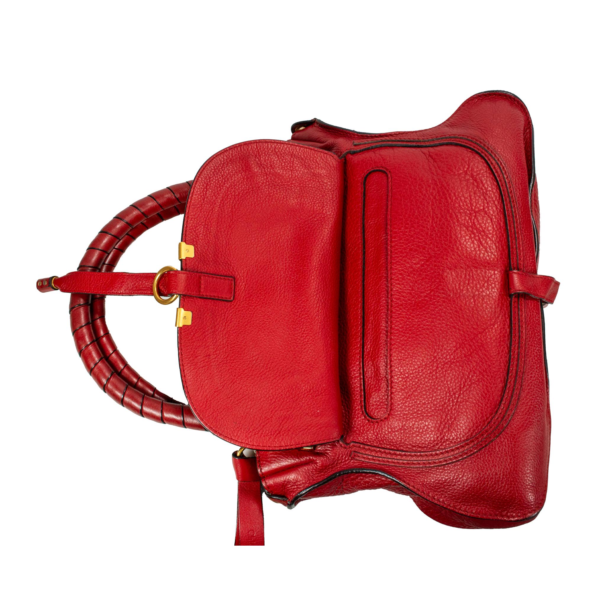 Chloé Marcie, borsa a tracolla in pelle rossa con finiture in oro, con manico in alto in vendita 1