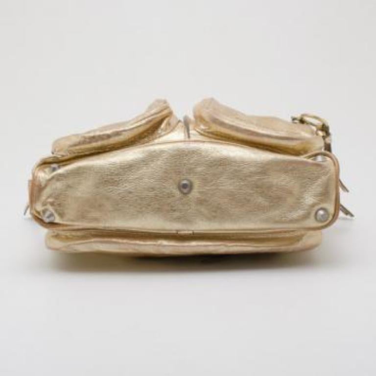 Donna Borsa a tracolla grande Chloe in oro metallizzato in vendita