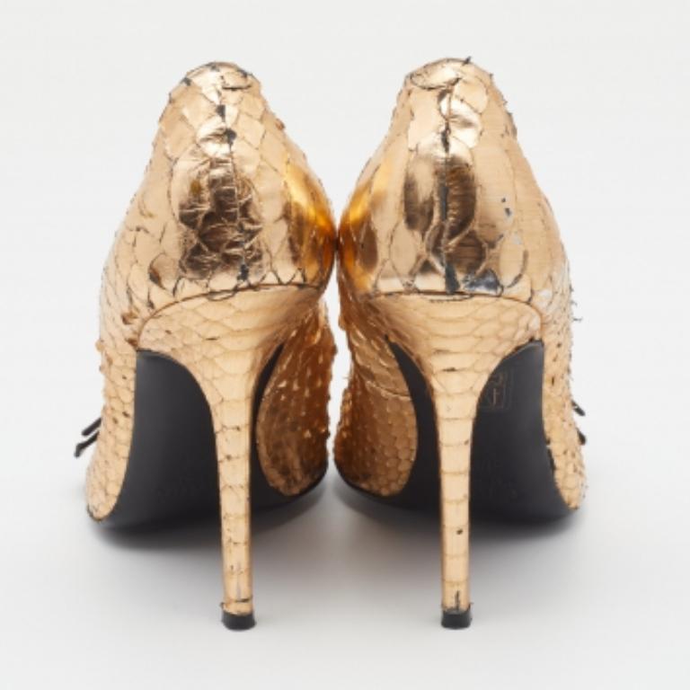 Chloe Metallic Gold Python Leather Bow Detail Pointed Toe Pumps Size 38.5 For Sale 1