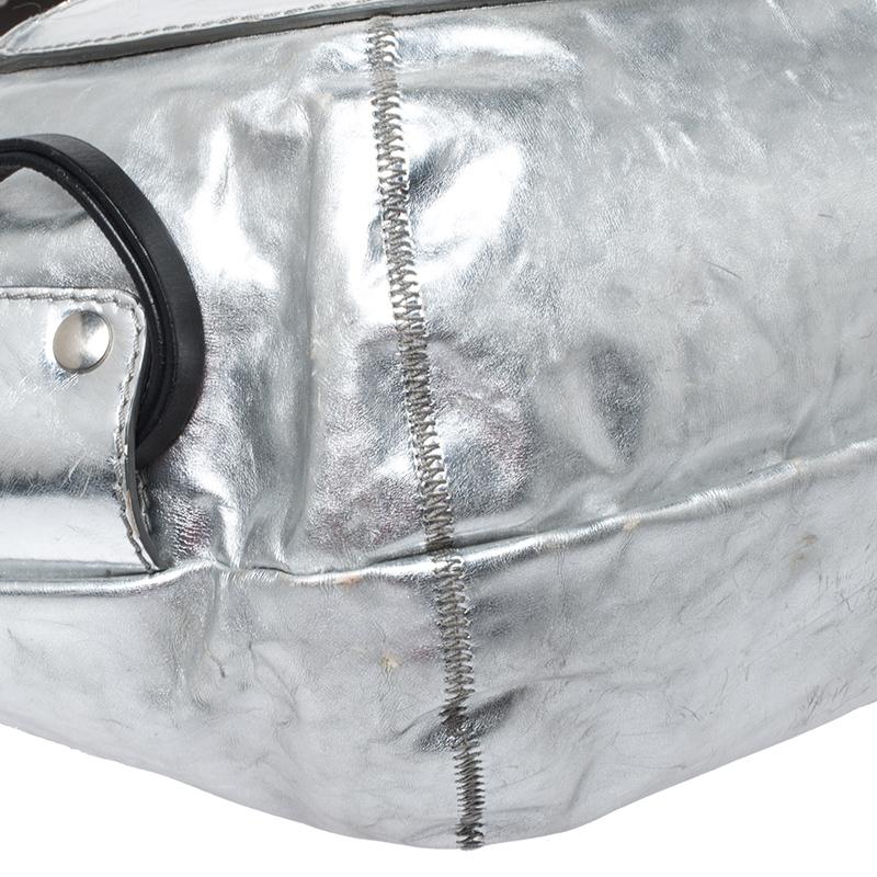 Chloe Metallic Silver Leather Fanny Crossbody Bag For Sale 3