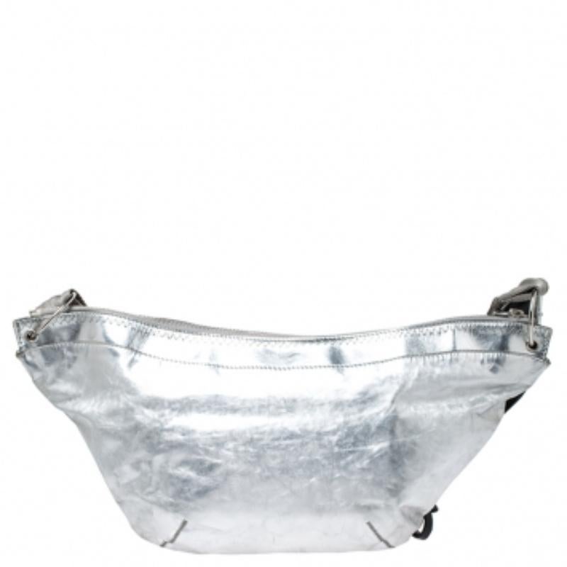 Bolsa riñonera de piel plateada metalizada Chloe Plata en venta