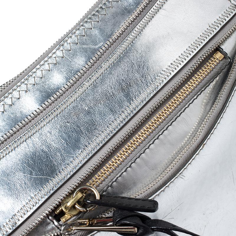 Chloe Metallic Silver Leather Fanny Crossbody Bag For Sale 1