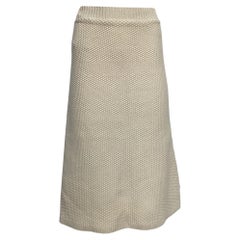 Falda midi de Chloé en cachemira reciclada de color crudo
