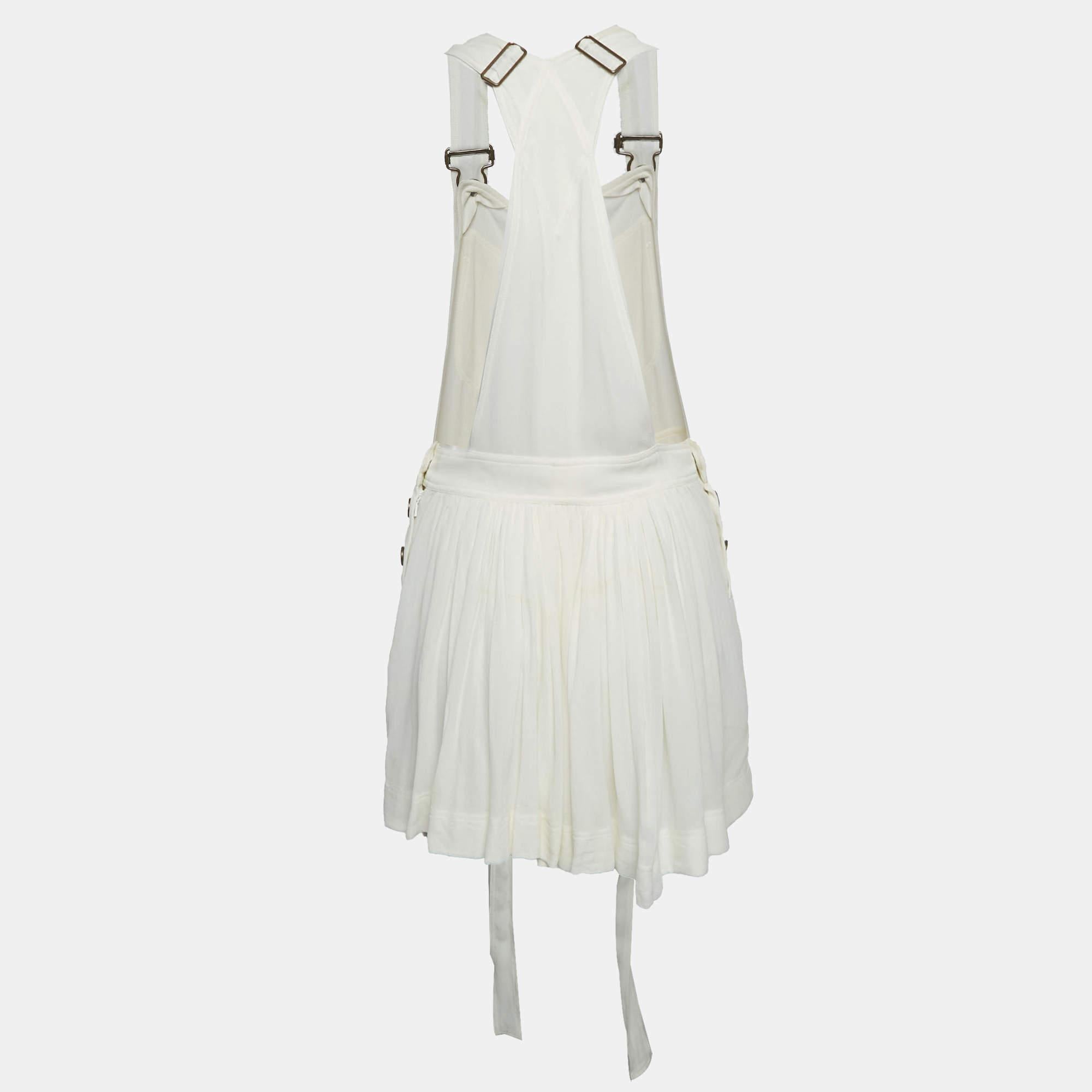 Elevate your everyday elegance with this gorgeous dress. Impeccably tailored for a great fit it offers exceptional comfort with premium materials. Versatile and timeless this dress effortlessly adapts to any occasion ensuring you always look and
