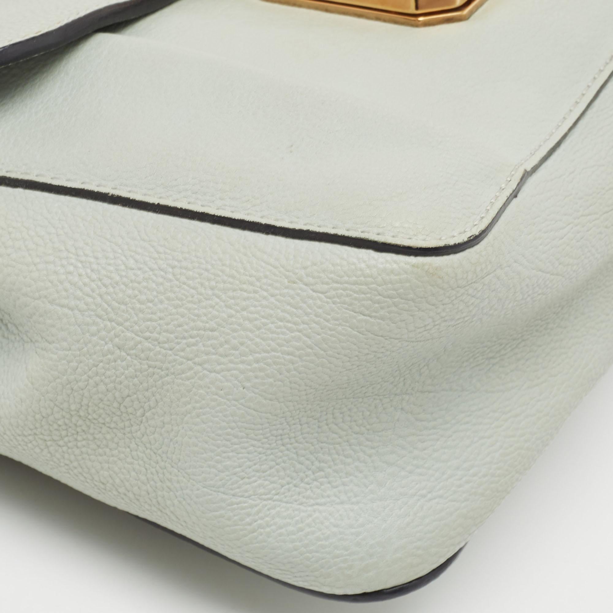 Chloé Mint Green Leather Small Elsie Shoulder Bag For Sale 3