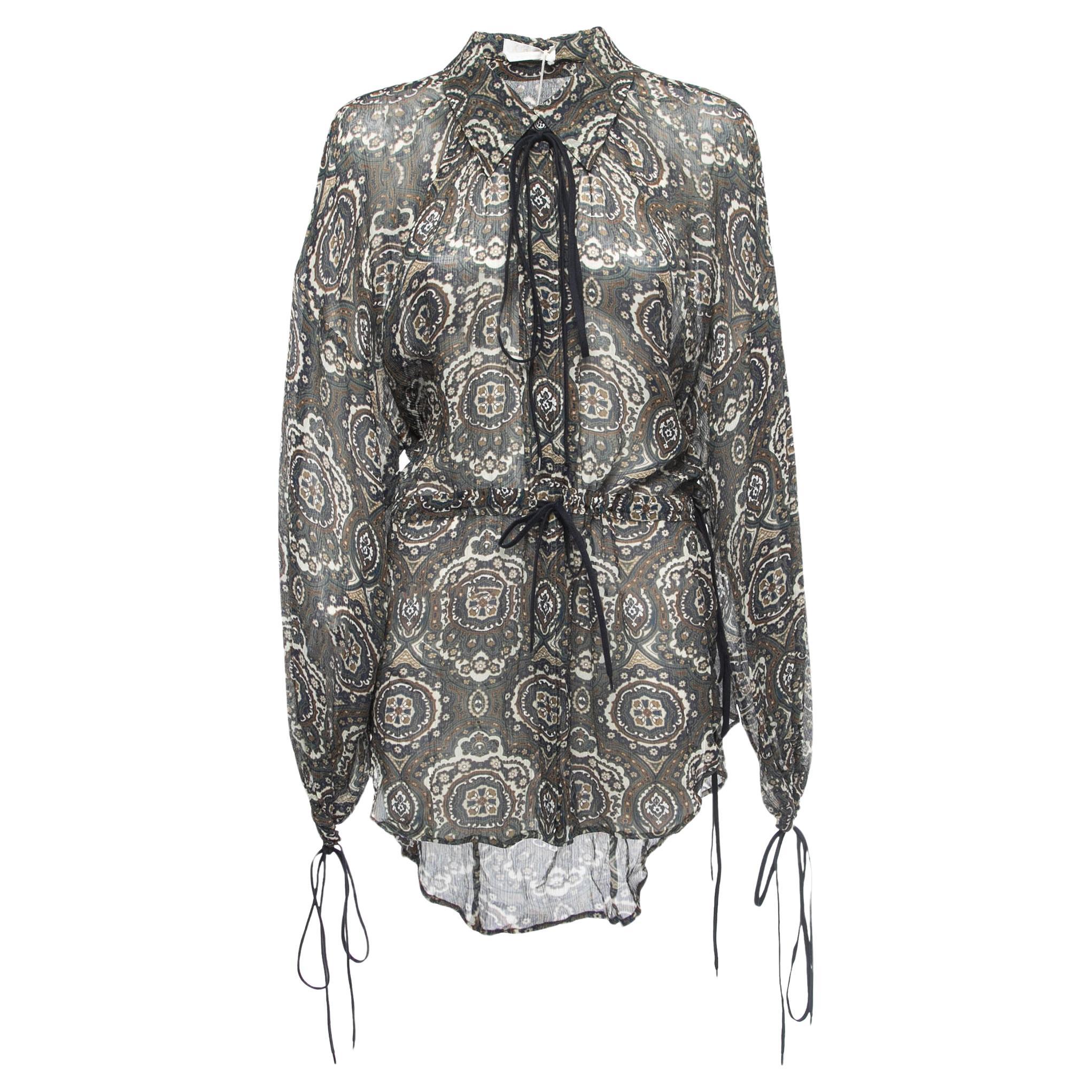 Chloe Mehrfarbige bedruckte Chiffon-Bluse mit Kordelzug und Paisleymuster M