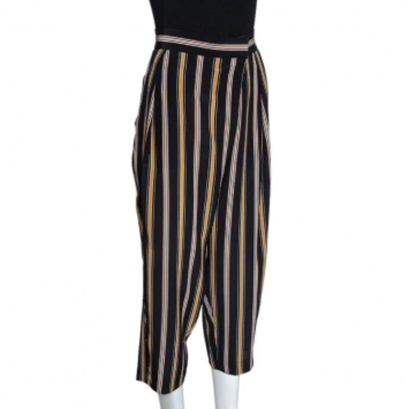 Noir Pantalon court rayé en soie multicolore Chloe M. en vente