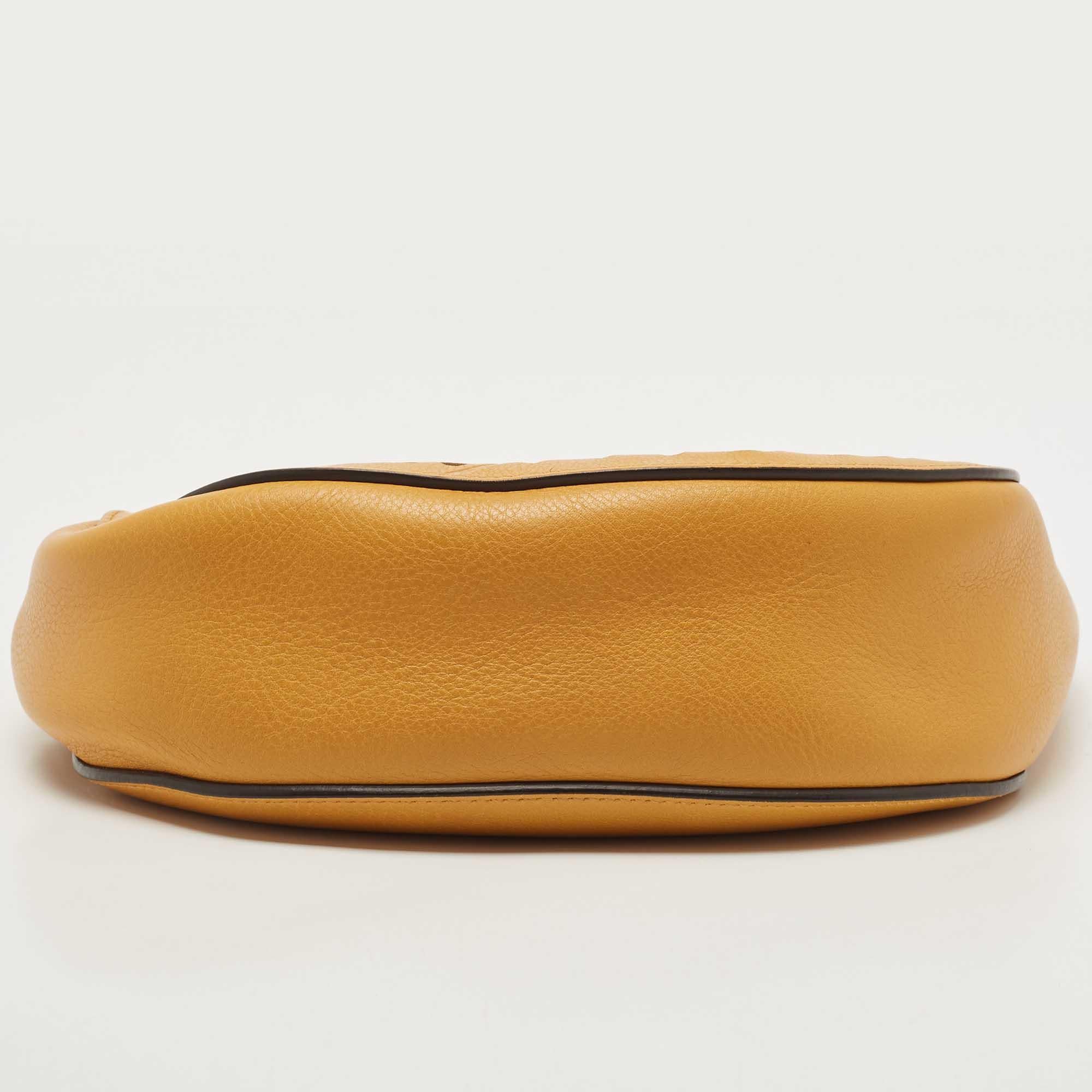 Chloe Mustard Pineapple Perforated Leather Medium Drew Shoulder Bag In Good Condition In Dubai, Al Qouz 2