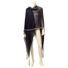 Scialle Chloe in cotone blu navy con lunghe nappe in seta bianca