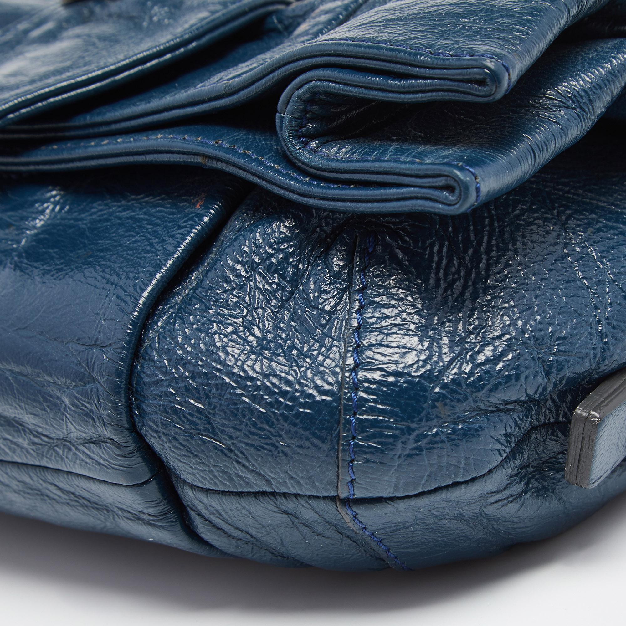 Chloe Navy Blue Leather Shoulder Bag In Good Condition In Dubai, Al Qouz 2