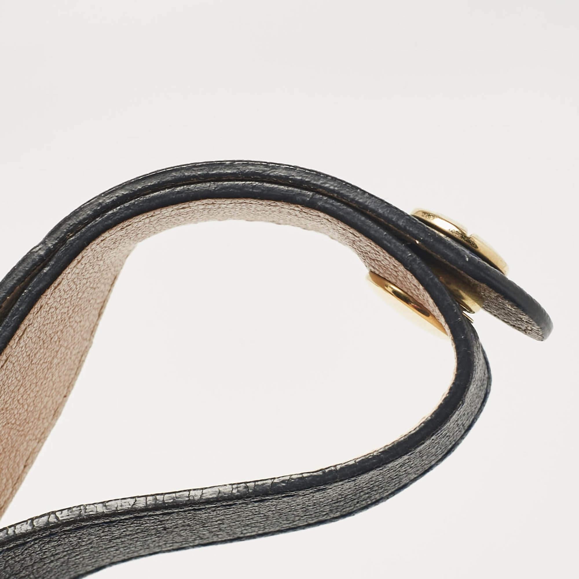 Women's Chloe Navy Blue Leather Vanessa Shoulder Bag For Sale