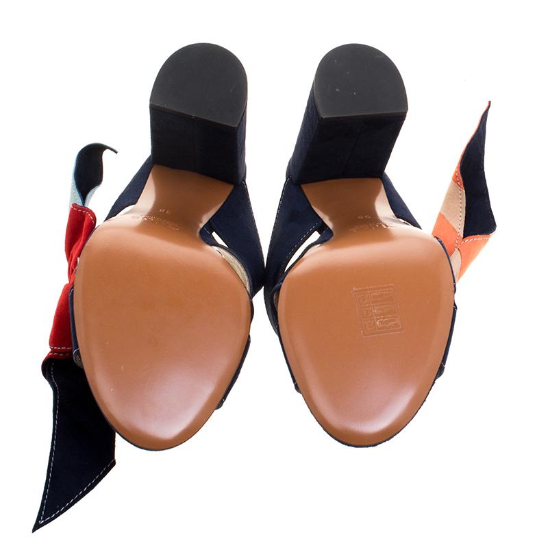 Chloe Navy Blue Suede Nellie Bow Mules Size 38 In New Condition In Dubai, Al Qouz 2