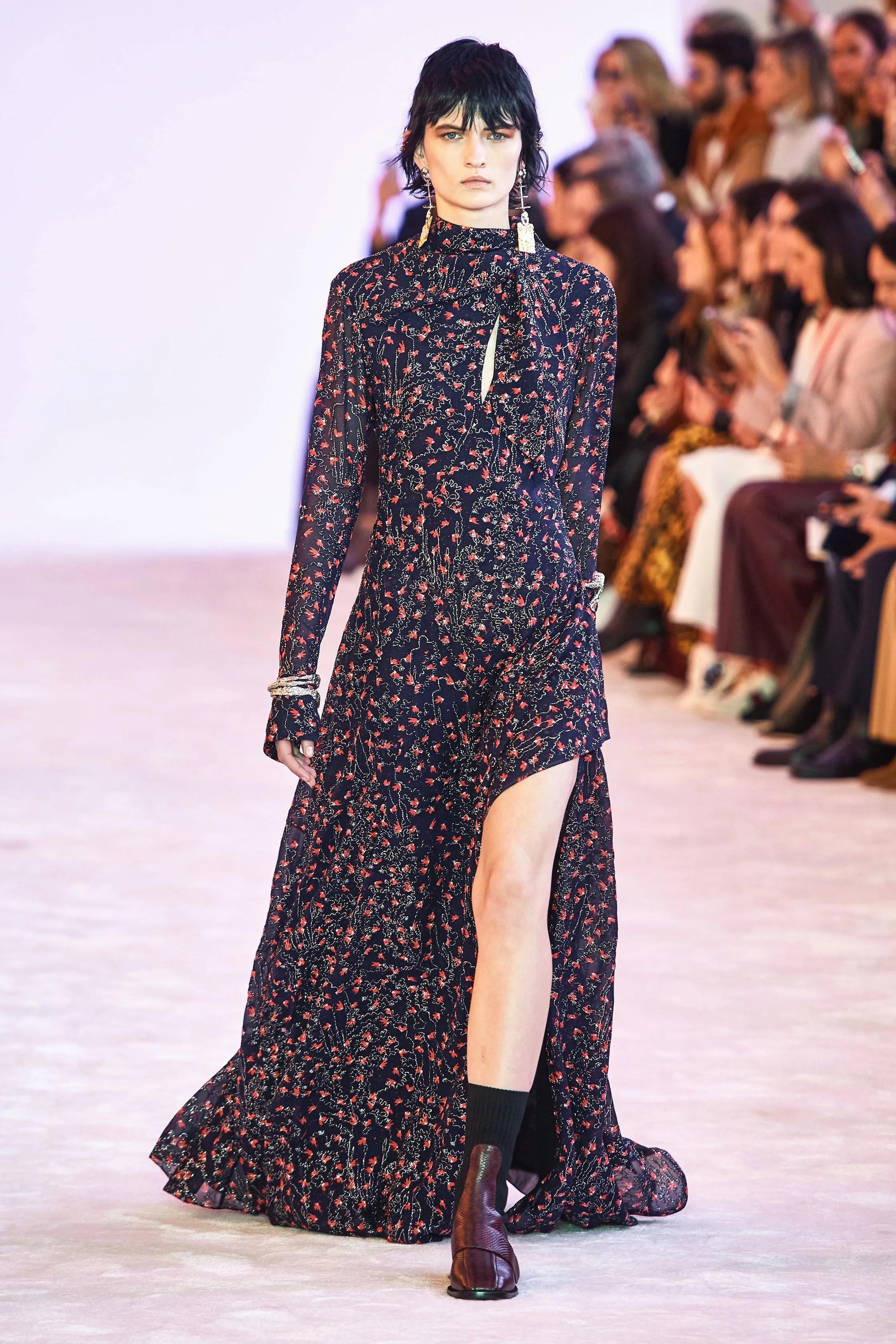 CHLOE navy & red silk 2021 AQUATIC FLORAL MAXI Dress 38 S For Sale 4