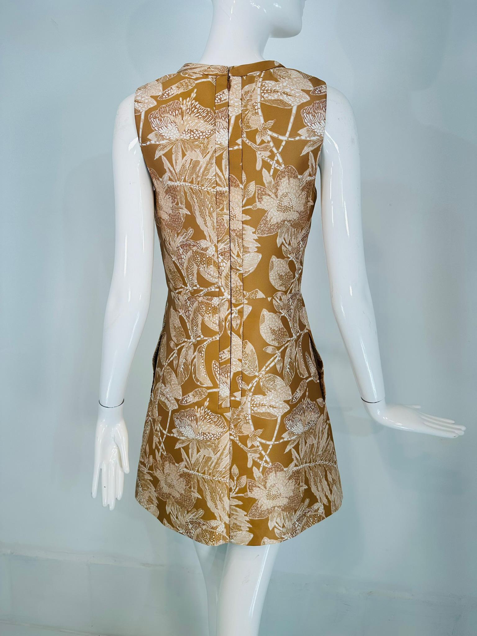Chloe Ochre & white Floral Print Sleeveless Mini Dress with Pockets 34 For Sale 2