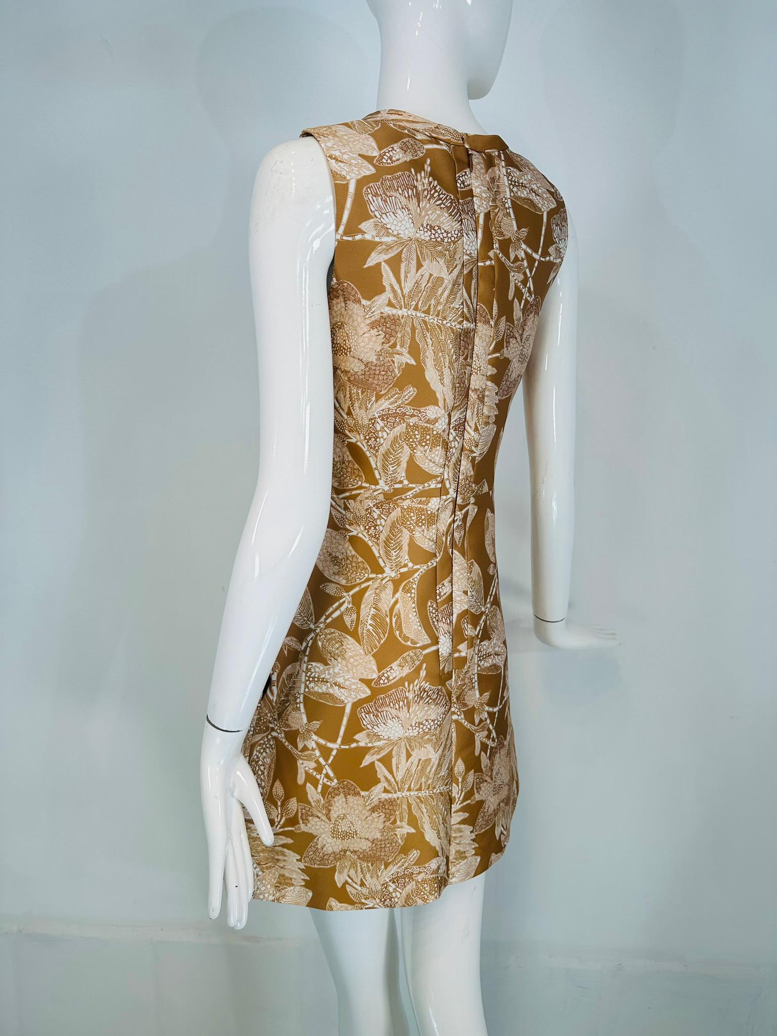 Chloe Ochre & white Floral Print Sleeveless Mini Dress with Pockets 34 For Sale 3