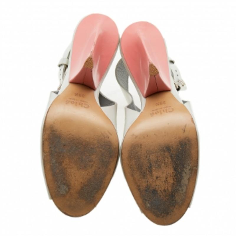 Chloe Off White Leder Pee Toe Sandalen mit Knöchelriemen Größe 39,5 (Weiß) im Angebot