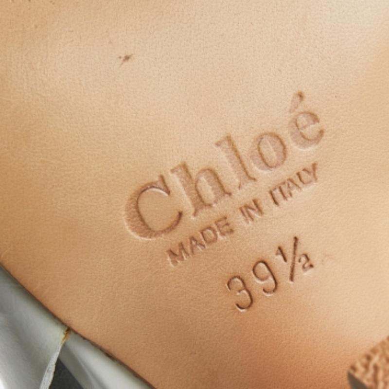 Chloe Off White Leder Pee Toe Sandalen mit Knöchelriemen Größe 39,5 im Zustand „Gut“ im Angebot in Dubai, Al Qouz 2