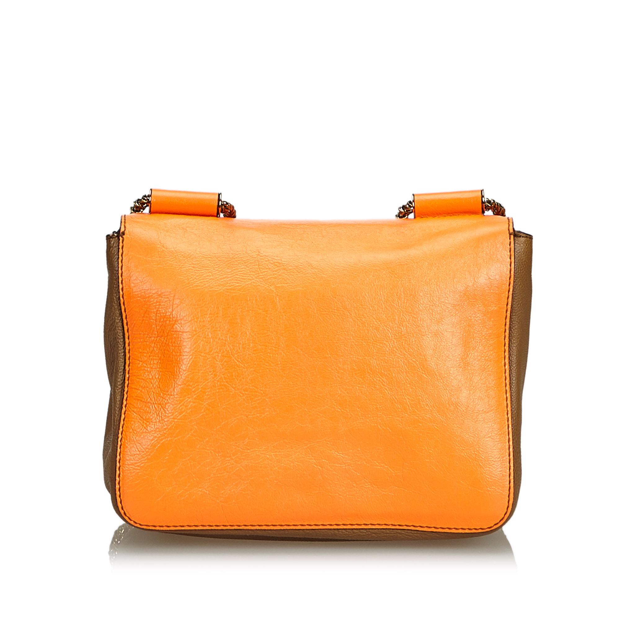 Chloe Orange Leather Elsie Crossbody Bag In Good Condition For Sale In Orlando, FL