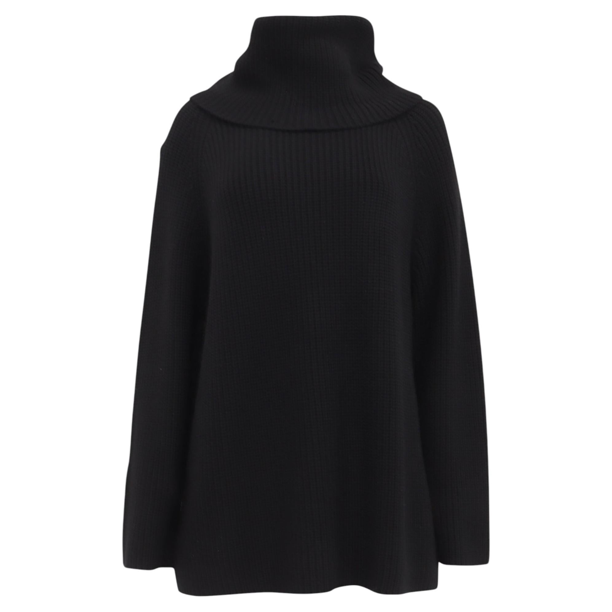 Chloé Oversized Long Turtleneck Sweater in Black Wool For Sale
