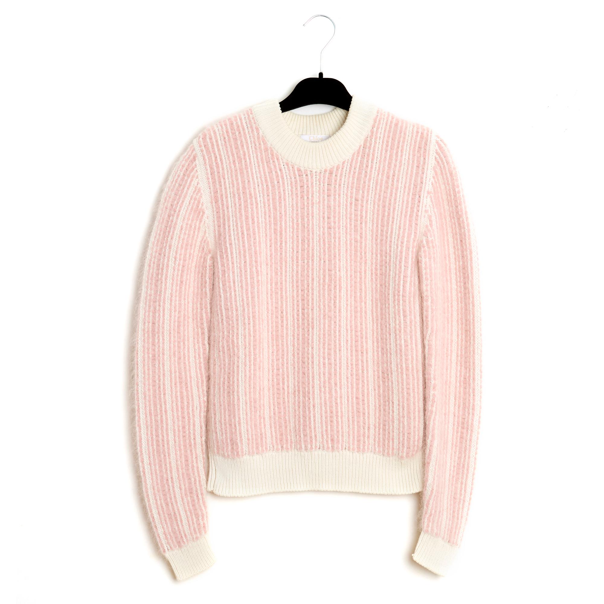 Chloé SS2014 collection sweater by Clare Waight Keller in ecru cotton and polyamide knit and pale pink angora, both felted and oversized at the same time, round neck, long sleeves, ribbed edges. Size XS or 34FR or US4 and UK6 (measurements taken