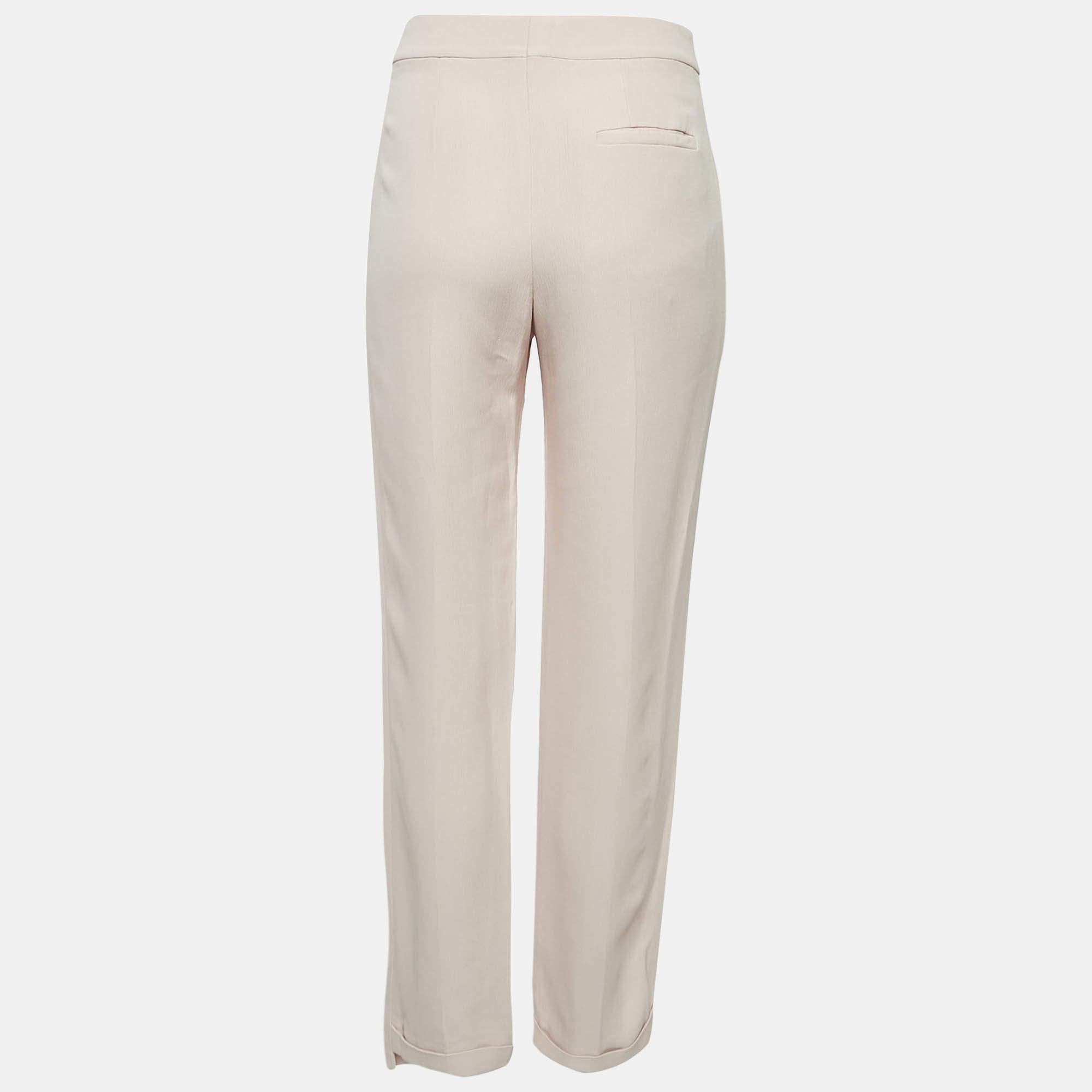 Tadellos geschneiderte Hosen gehören zu einer gut sortierten Garderobe. Diese Designerhosen sind fein genäht, um Ihnen den gewünschten Look und ganztägigen Komfort zu bieten.