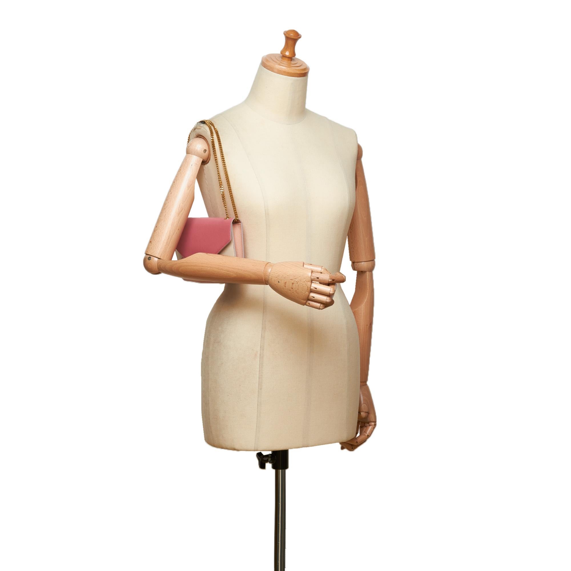 Chloe Pink Leather Chain Shoulder Bag For Sale 5