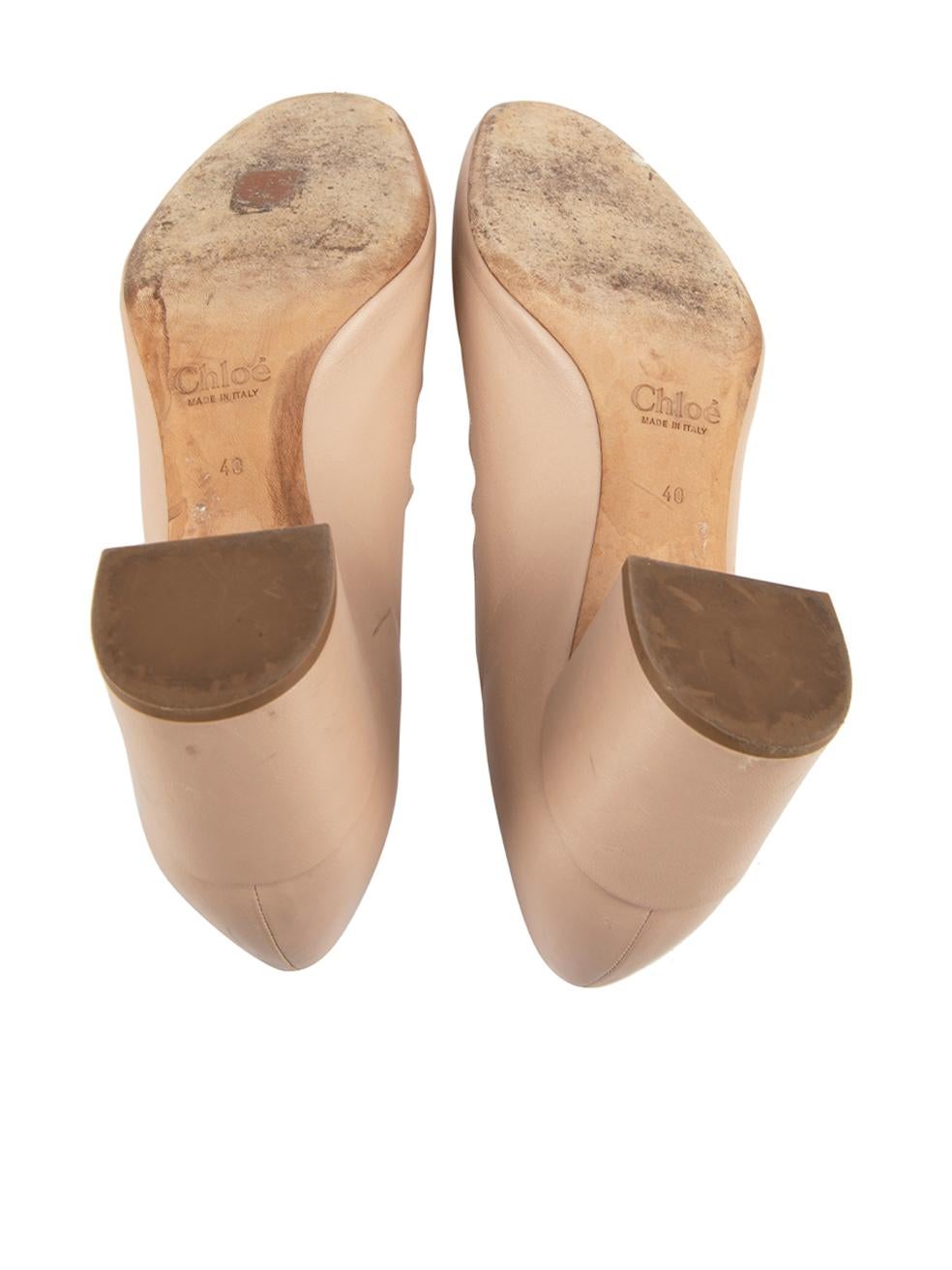 Chloé Pink Tea Leather Lauren Pumps Size IT 40 In Good Condition For Sale In London, GB
