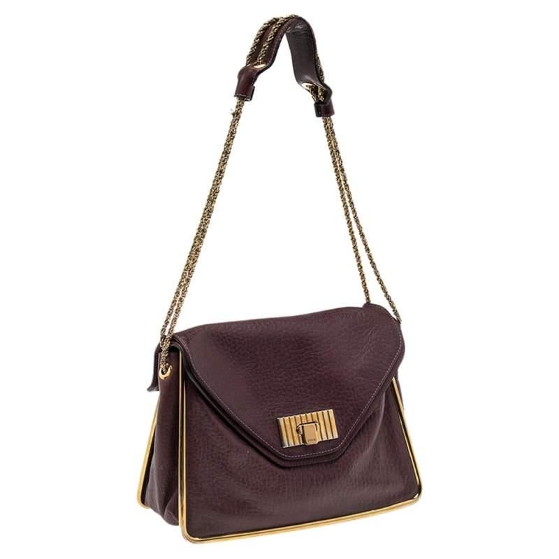 Chloe Purple Pebbled Leather Medium Sally Flap Shoulder Bag In Fair Condition For Sale In Dubai, Al Qouz 2