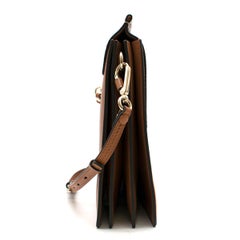 Python & Tannish Rote Wildleder-Umhängetasche „Faye“