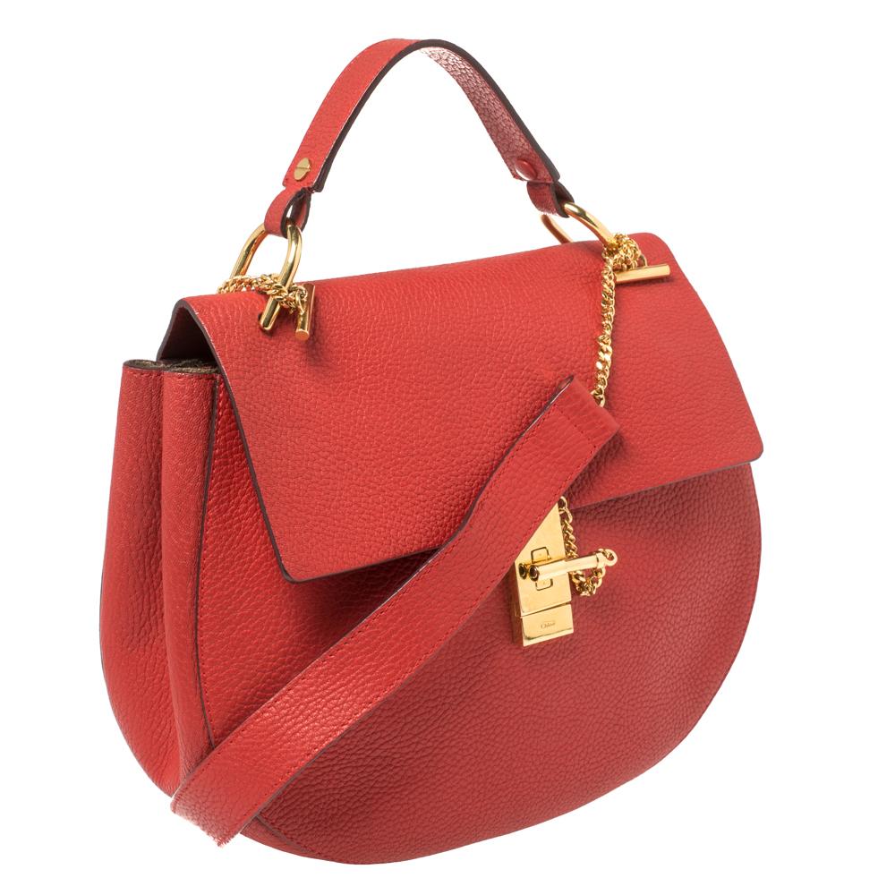 Chloe Red Grained Leather Large Drew Shoulder Bag In Good Condition In Dubai, Al Qouz 2