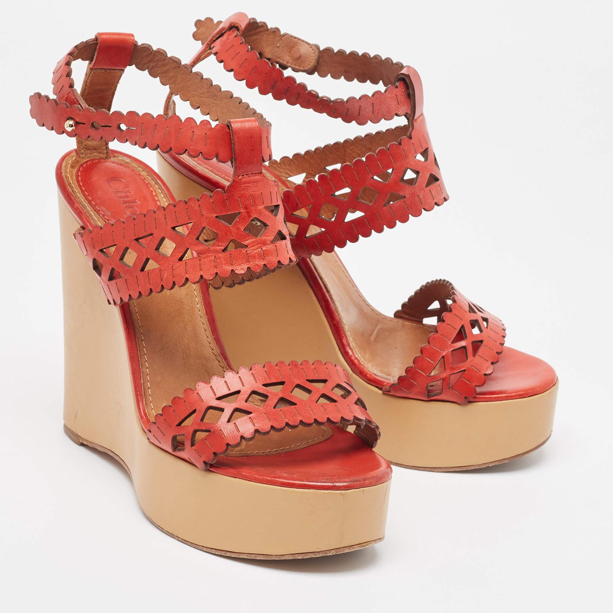 Chloe Red Laser Cut Leather Wedge Platform Ankle Strap Sandals Size 37.5 In Good Condition For Sale In Dubai, Al Qouz 2