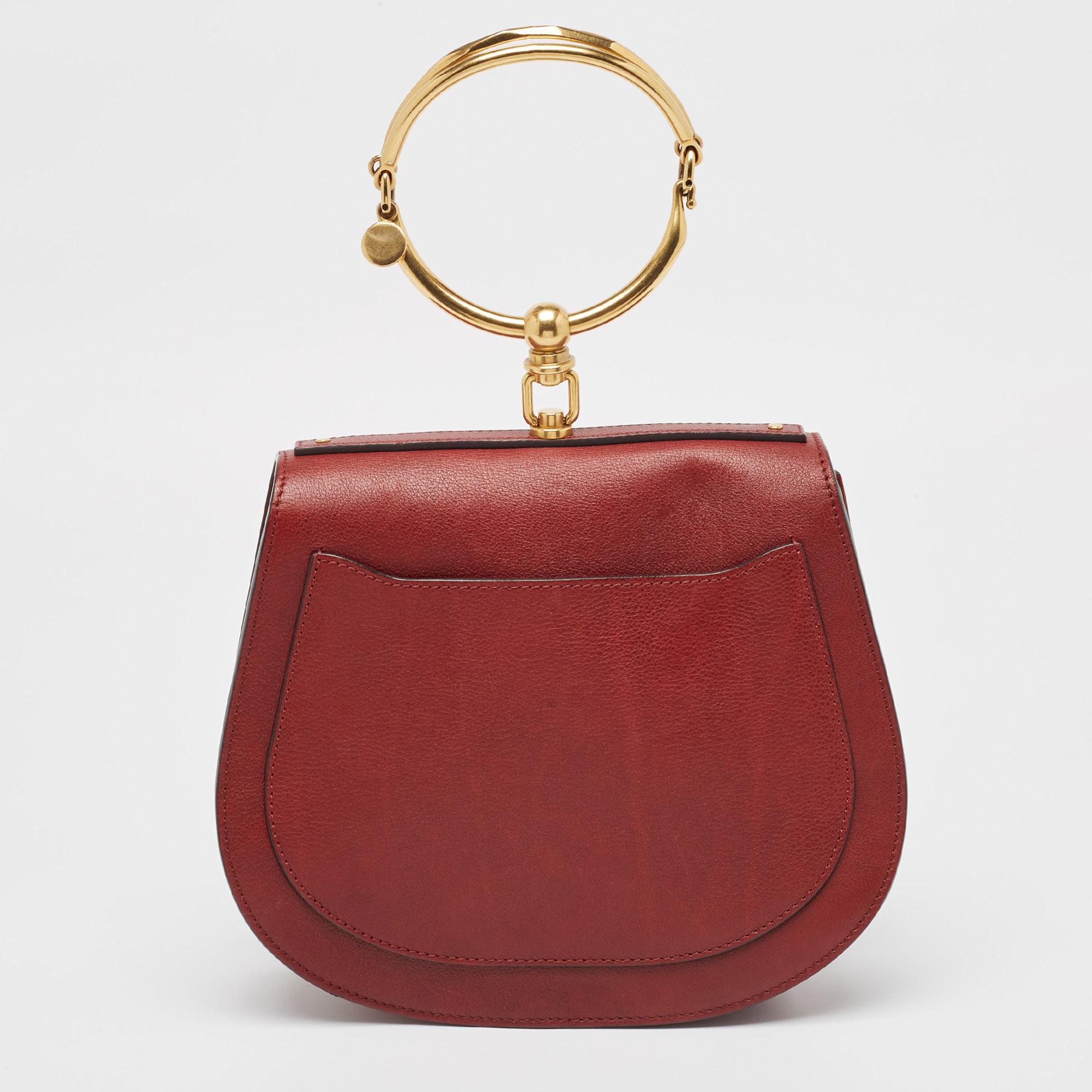 Chloe Red Leather and Suede Medium Nile Bracelet Top Handle Bag In Fair Condition In Dubai, Al Qouz 2