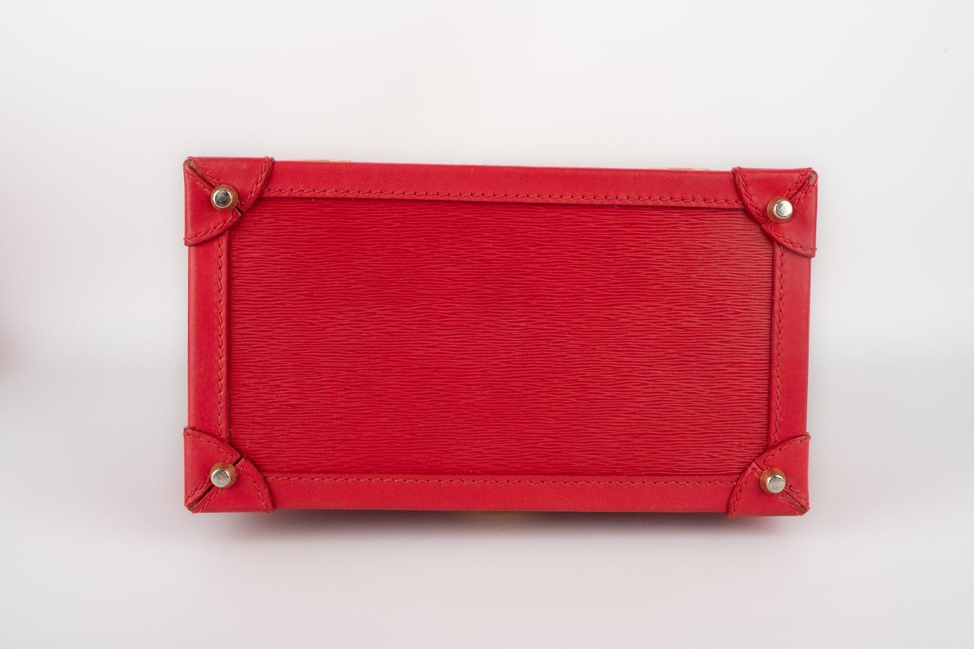 Chloé - Sacoche en cuir de veau pressé rouge en vente 1