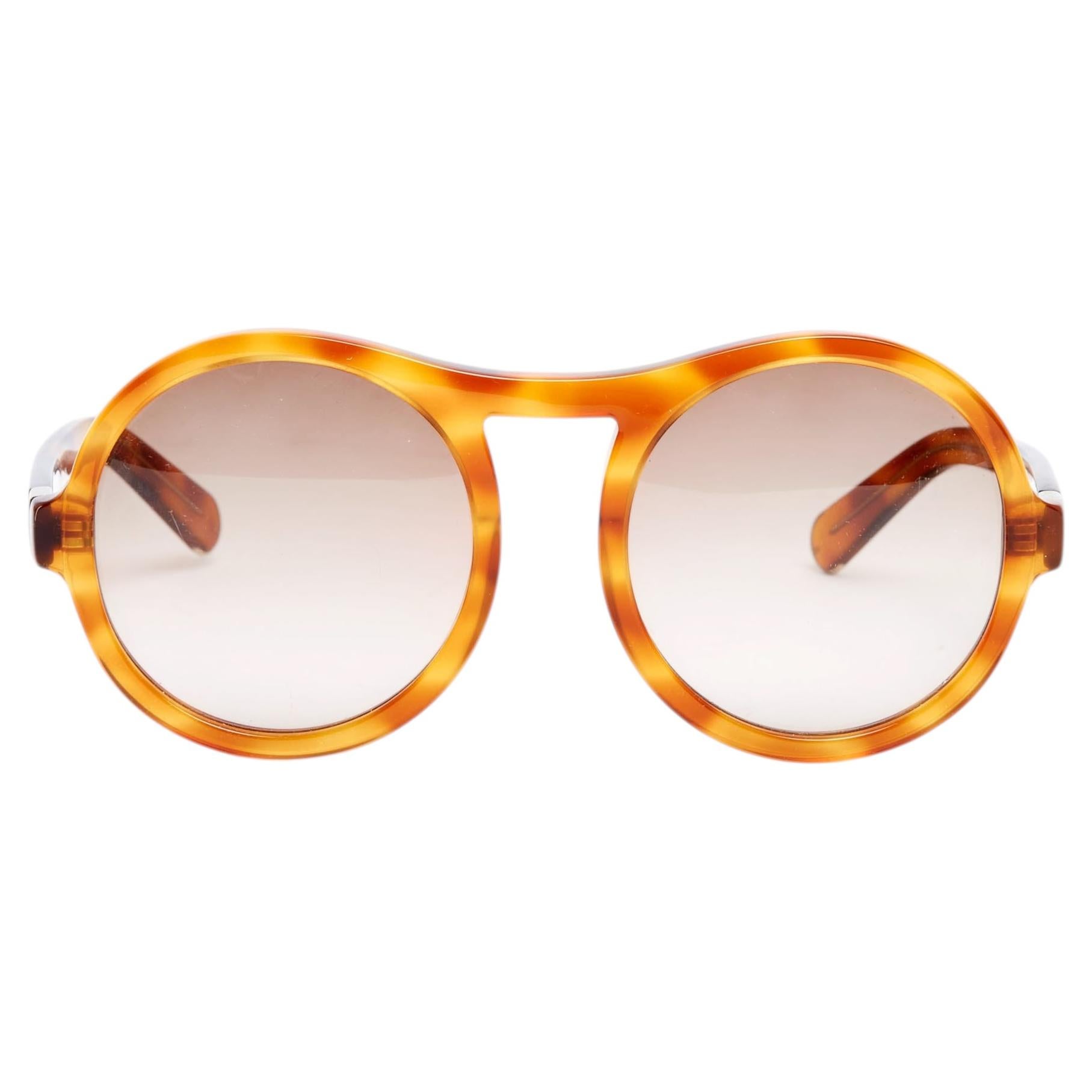 Who makes Chloé sunglasses?