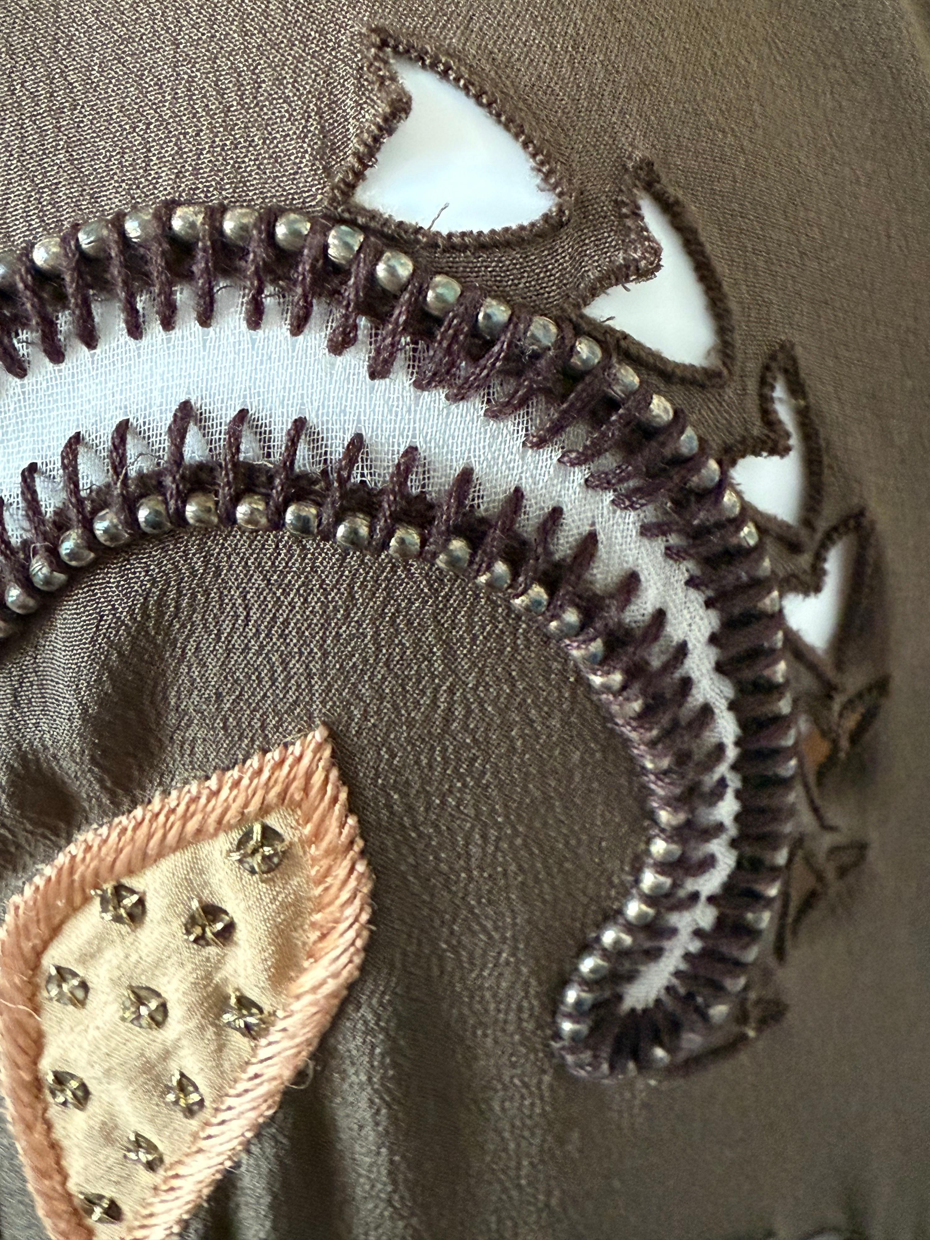 Chloé - Vestito midi occidentale in seta con borchie e ricami - FR 36 in vendita 6