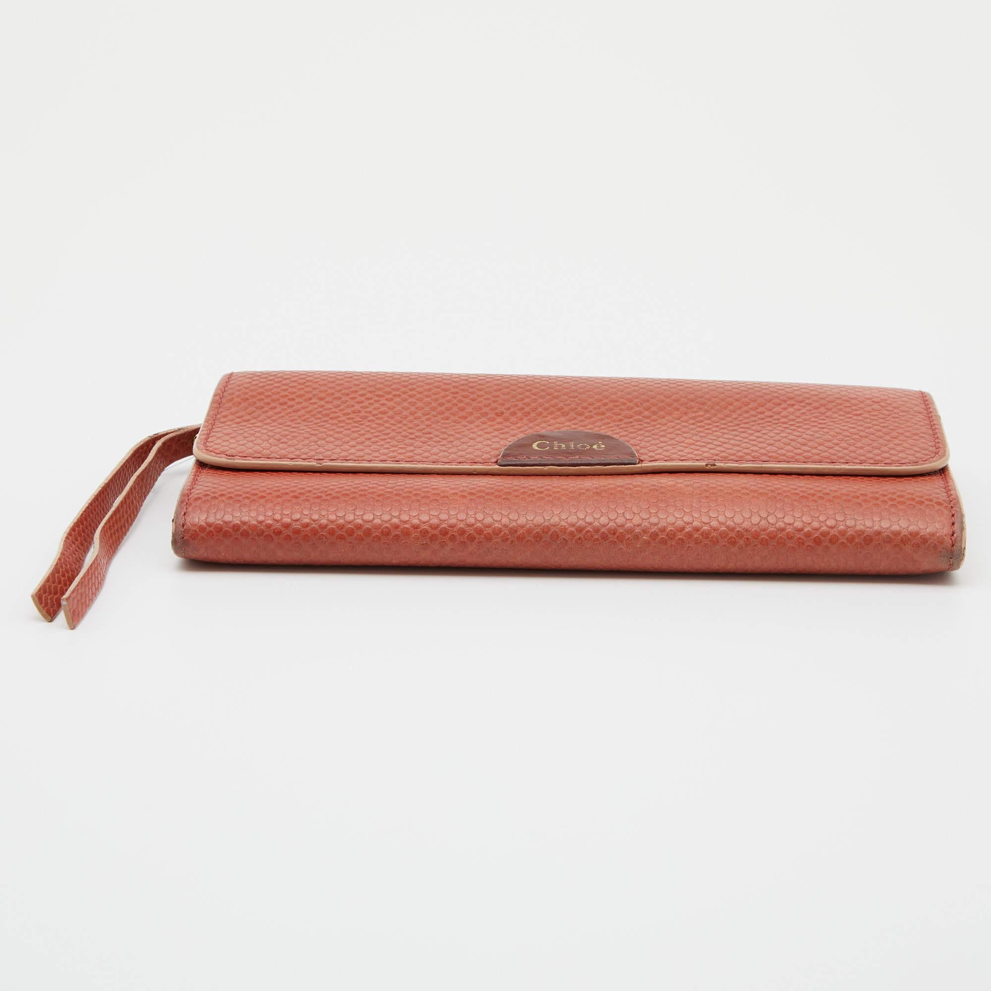 Chloe Rust Leder Flap Continental Geldbörse im Angebot 1