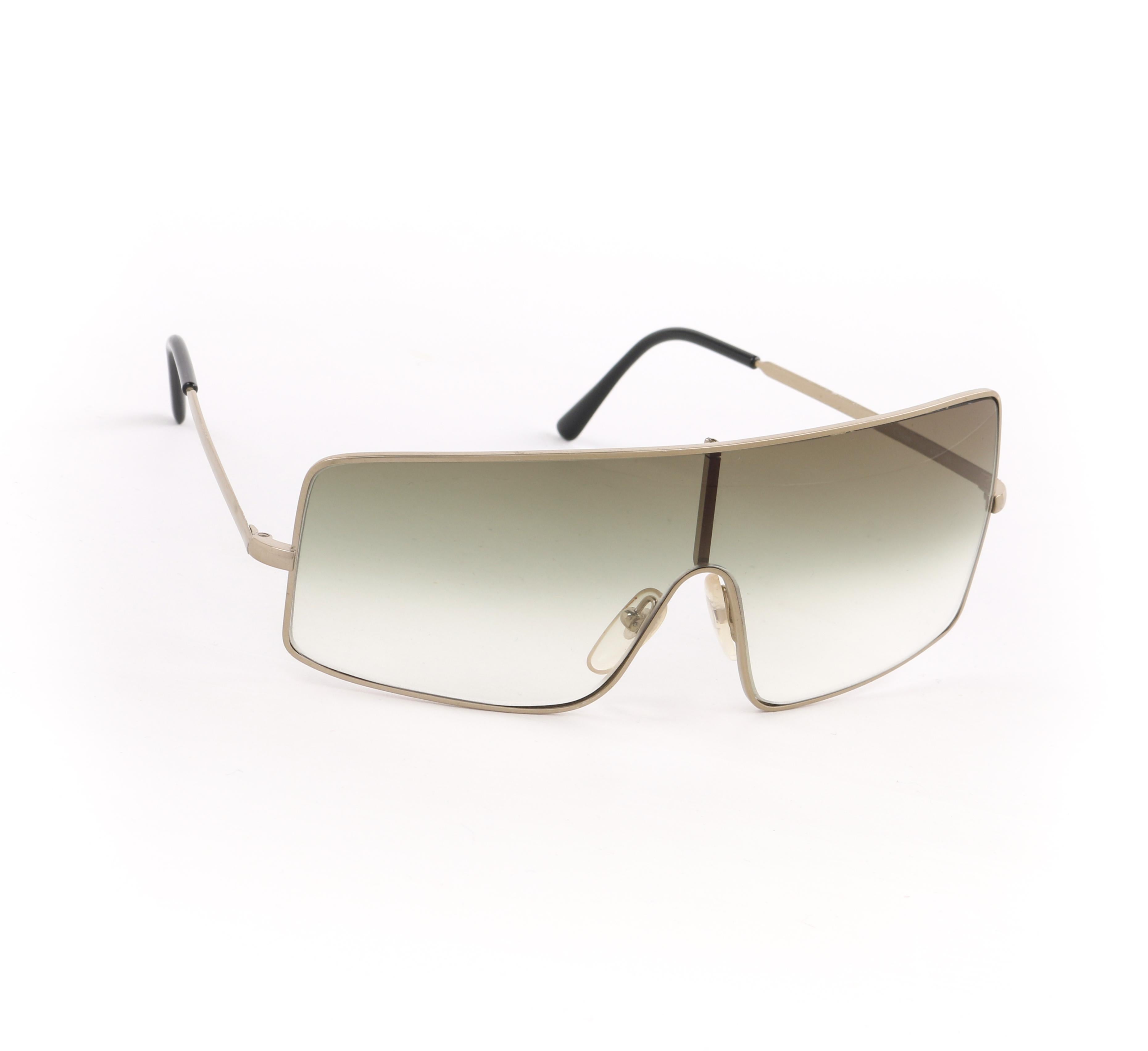 Stella McCartney für CHLOE S/S 2001, asymmetrische Shield-Sonnenbrille mit Drahtbügeln in Gold im Zustand „Gut“ im Angebot in Thiensville, WI