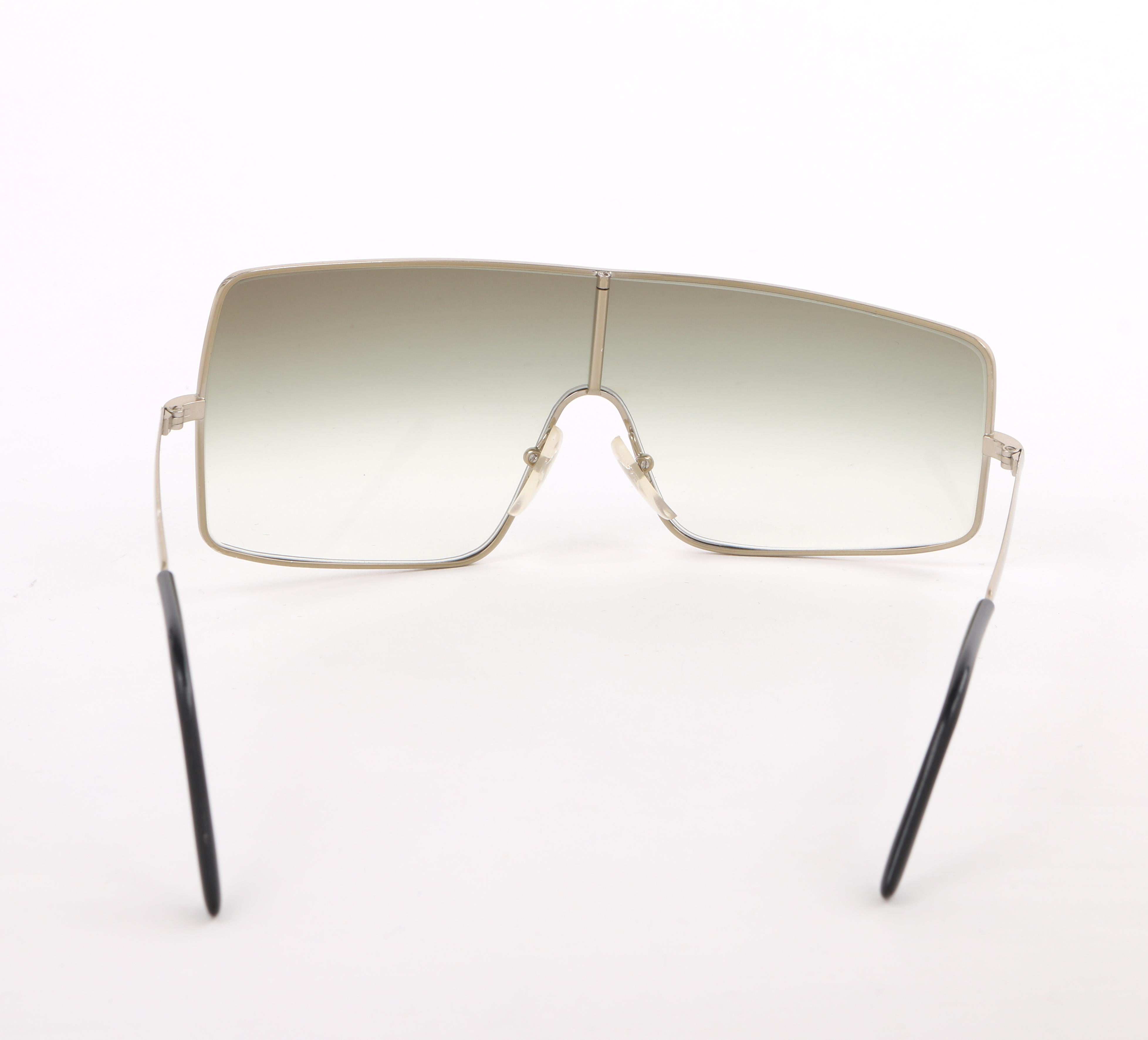 Or Lunettes de soleil asymétriques dorées à monture métallique avec écran CHLOE P/E 2001, Stella McCartney en vente